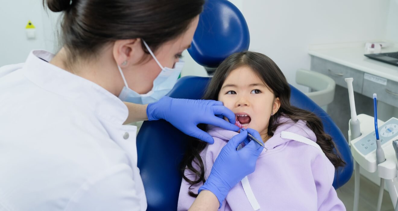 At What Age Should Your Child First Visit an Orthodontist