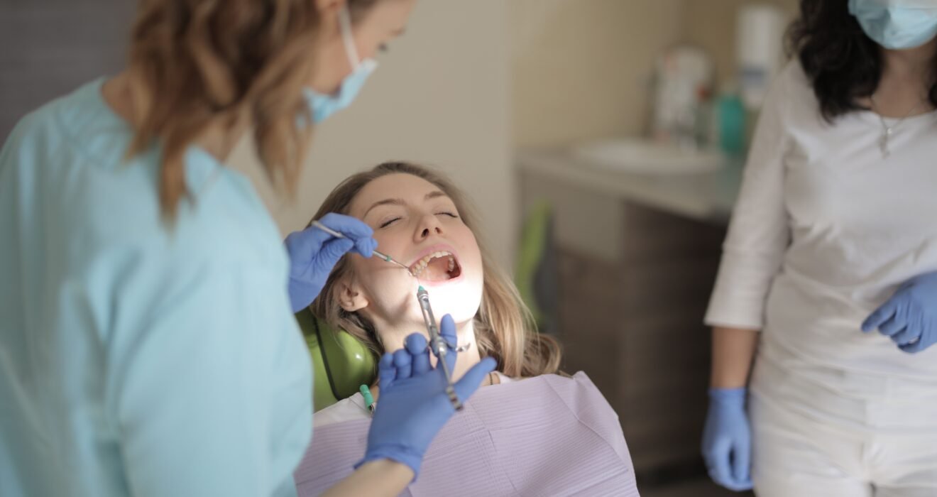 Looking for a Dental Clinic Near Sungam Junction What You Should Expect