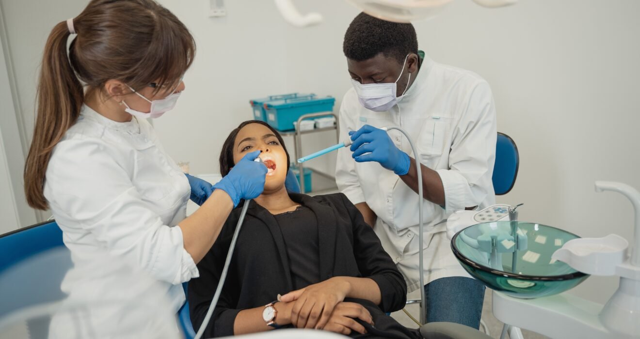 Choosing-a-Dental-Clinic-in-Singanallur-Coimbatore